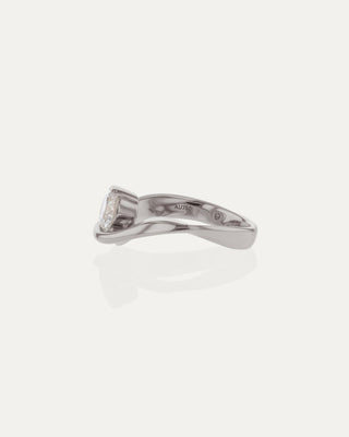 1.01 CT Round CVD Diamond Unique Style Engagement Ring