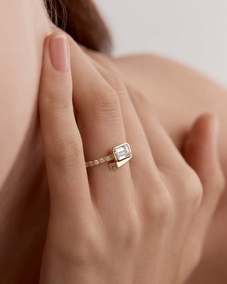 1.0-3.0 CT Emerald CVD Diamond Two Stone Engagement Ring