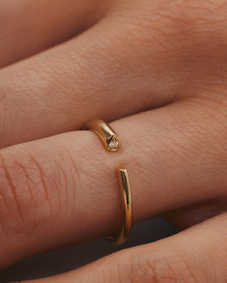 0.040 TCW Round EF-VVS Diamond Open Wedding Band