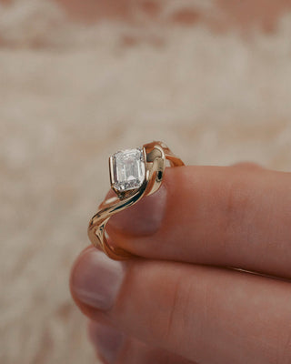 1.01 CT Emerald CVD Diamond Unique Engagement Ring