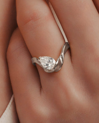 1.03 CT Pear CVD Diamond Unique Style Engagement Ring