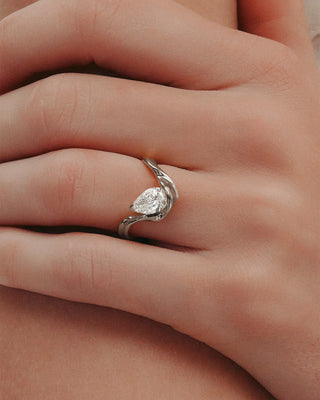 1.03 CT Pear CVD Diamond Unique Style Engagement Ring