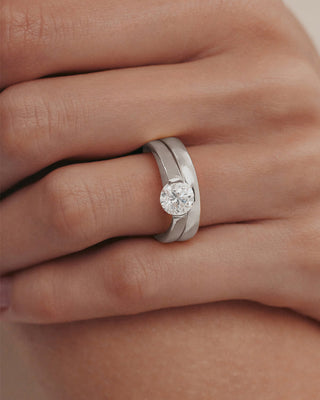 1.0 CT Round CVD Diamond Unique Style Engagement Ring