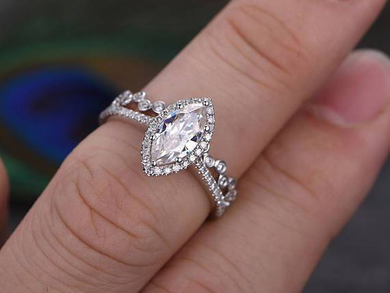 1.0 CT Marquise Cut Halo Moissanite Bridal Ring Set - violetjewels