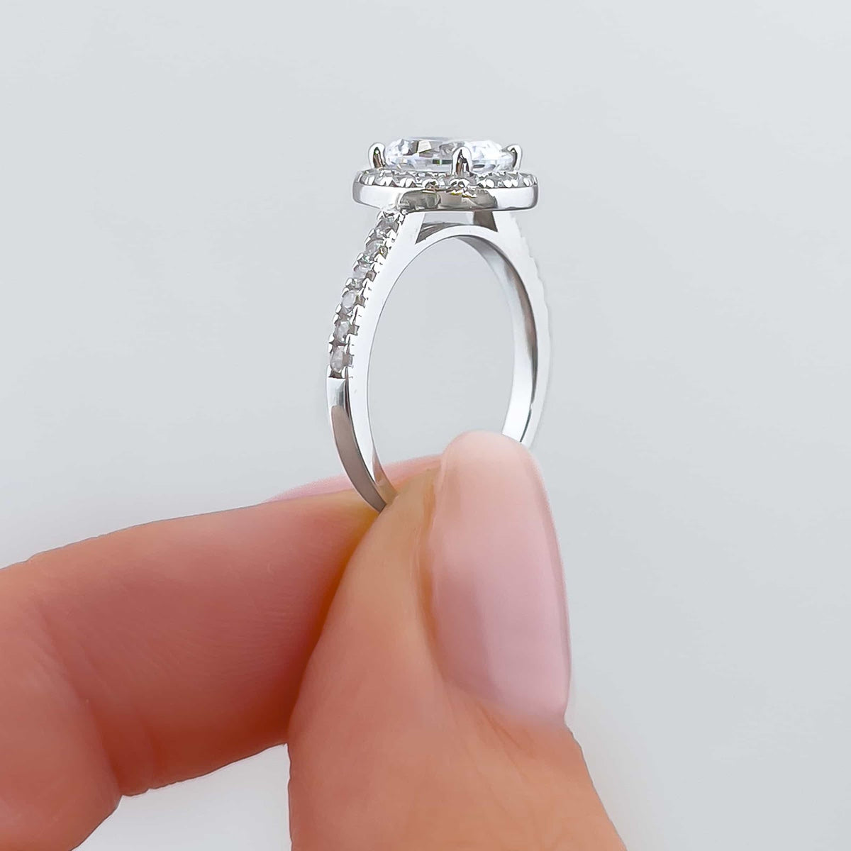 Oval Diamond Brilliant Halo Pavé Engagement Ring