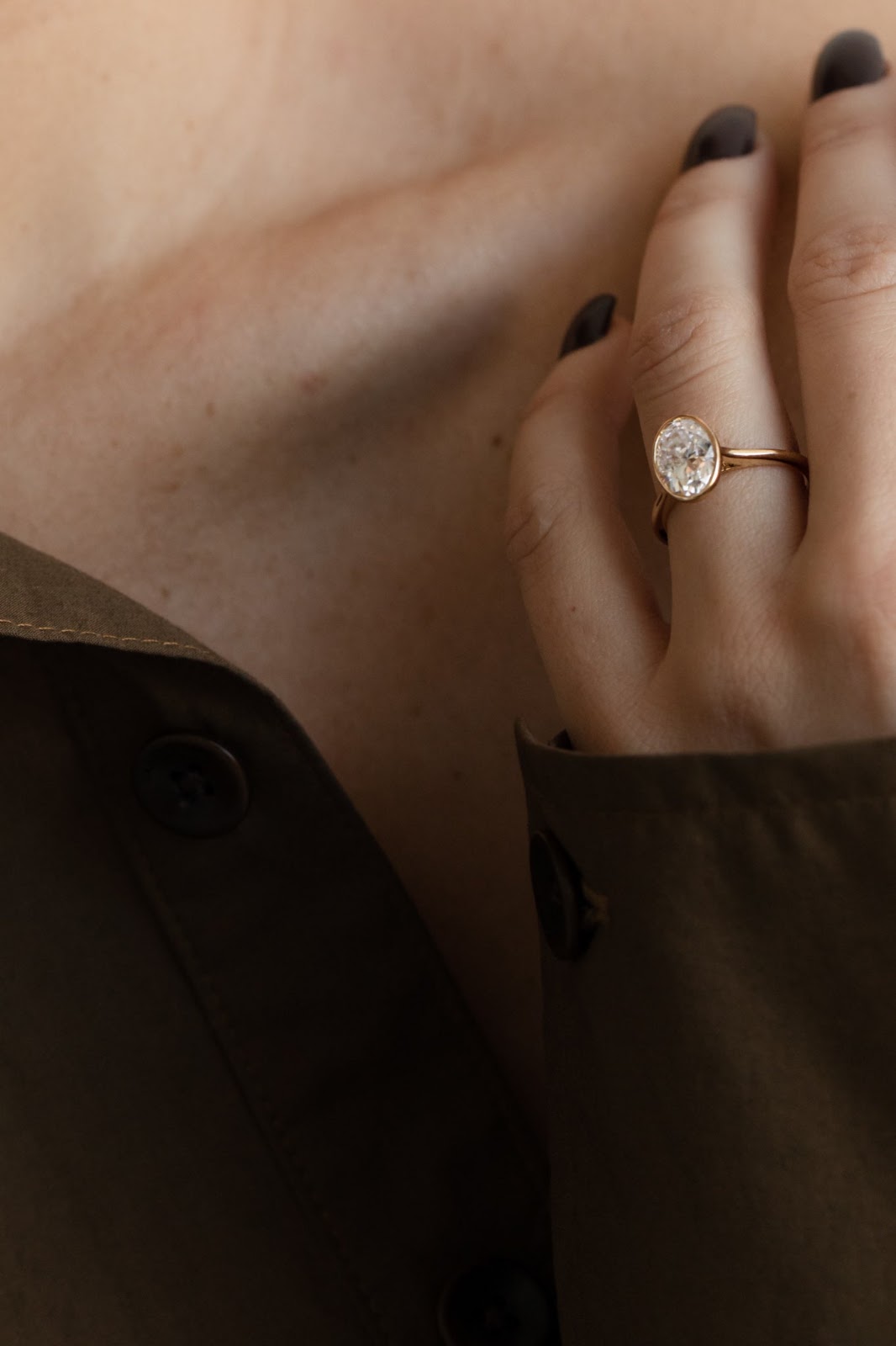 Oval Diamond Illuminated Cluster Engagement Ring