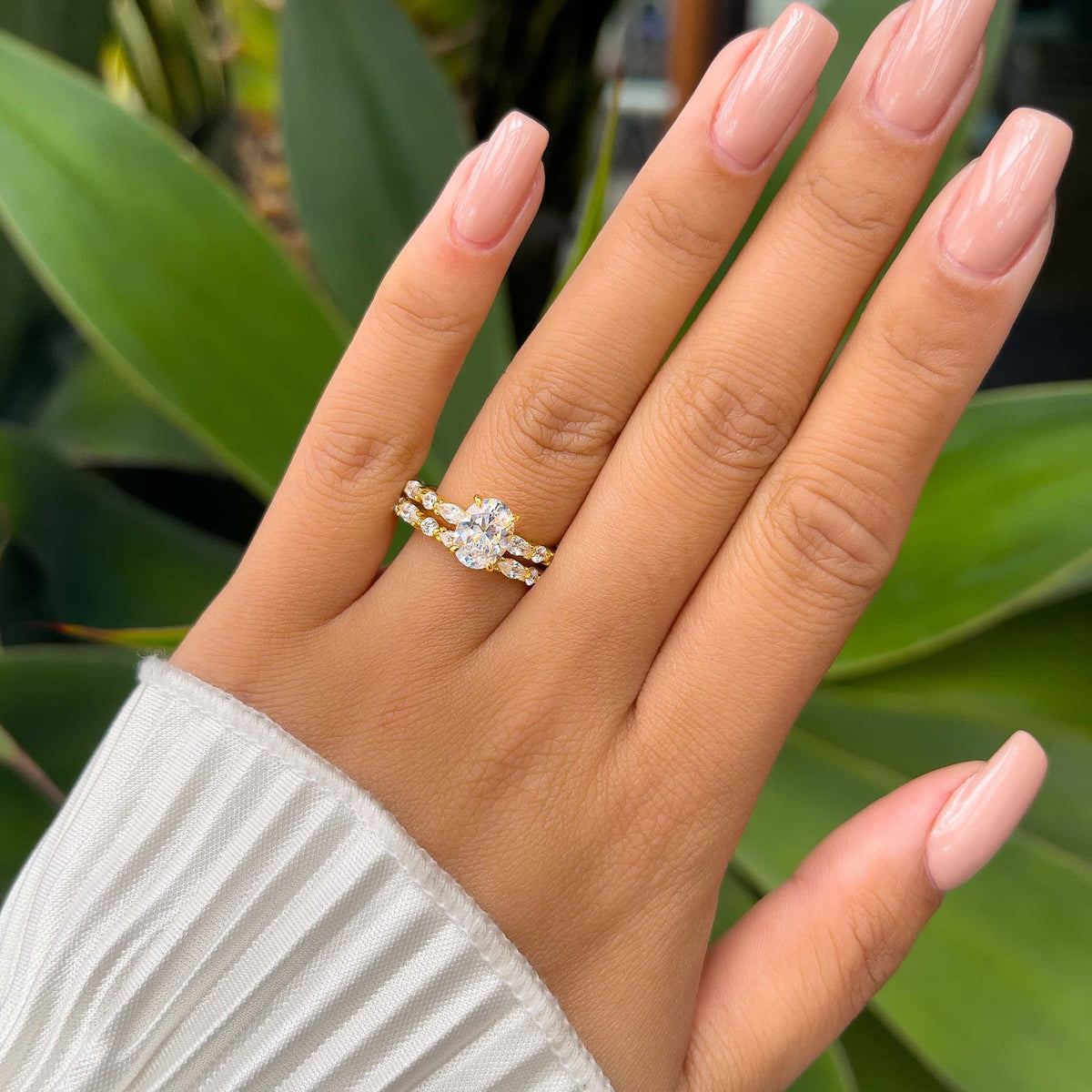 Oval Diamond Marquise Round Accent  Pavé  Engagement Ring