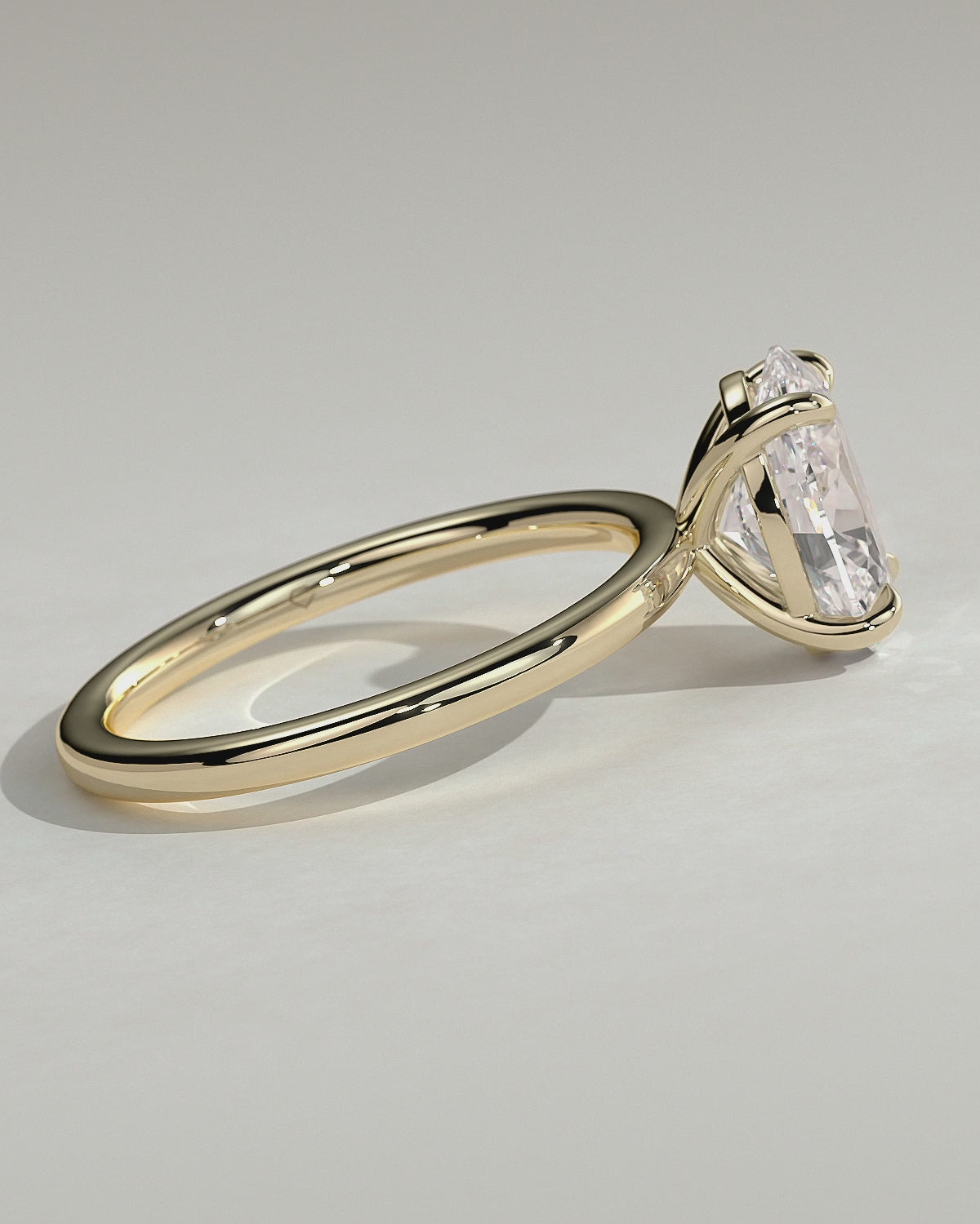 Oval Cut Diamond Claw Solitaire Engagement Ring