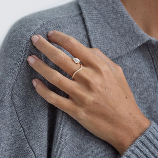 0.75-2.50 CT Pear Shaped Lab Grown Diamond Unique Engagement Ring