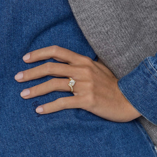 1.0-3.0 CT cushion Cut Lab Grown Diamond Unique Style Engagement Ring