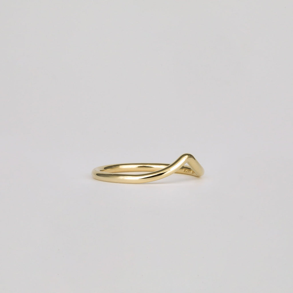 Plain Curved Wedding Band