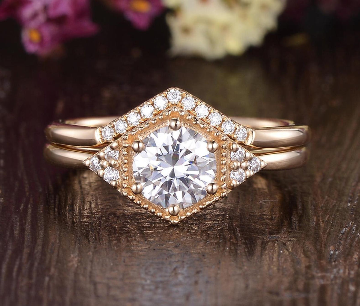 0.75 CT Round Moissanite Bridal Ring Set - violetjewels