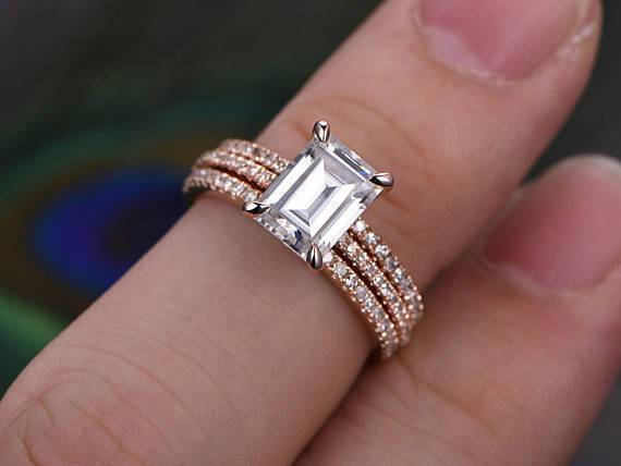 1.0 CT Emerald Cut Solitaire Moissanite Bridal Ring Set - violetjewels