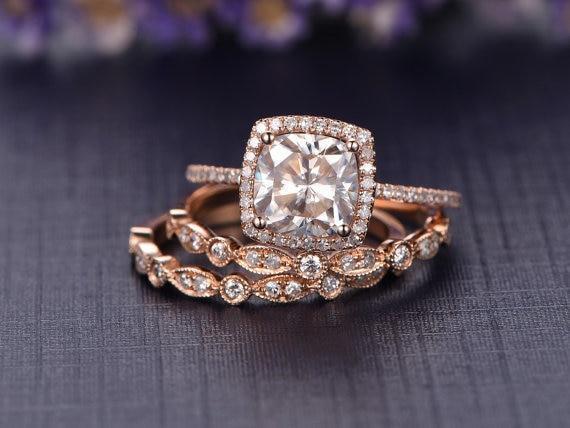 1.50 CT Cushion Cut Halo Moissanite Bridal Ring Set - violetjewels