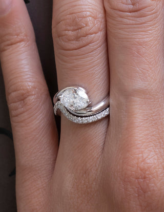 1.0 -1.50 CT Oval Cut Lab Grown Diamond Solitaire Engagement Ring