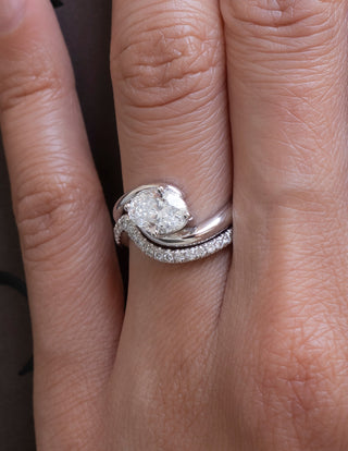 1.0 - 2.0 CT  Oval Cut Lab Grown Diamond Solitaire Bridal Ring Set